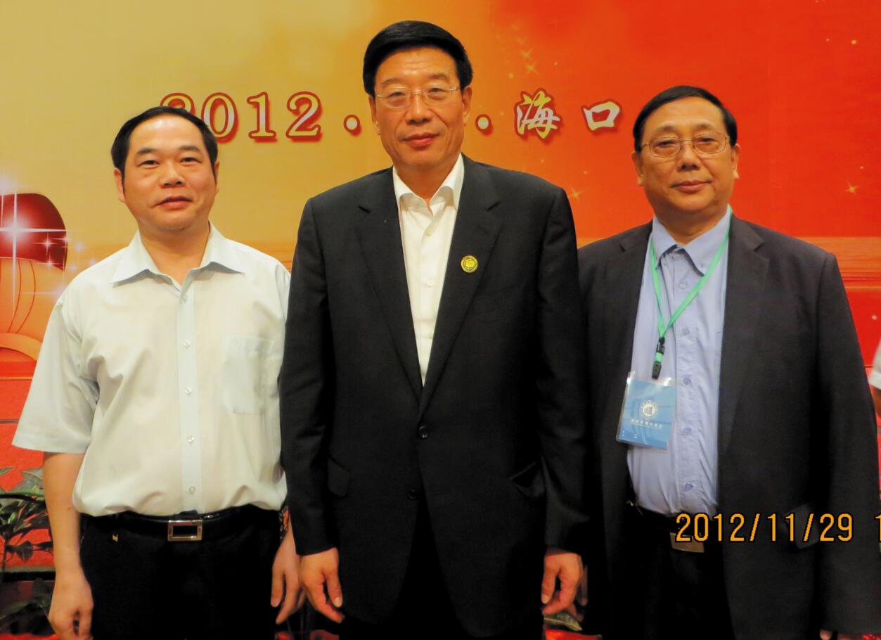2012年，時(shí)任湖南省委書(shū)記徐守盛蒞臨?？谝暡?jpg